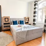 N&n Altbau-apartments Naehe Schloss & Zentrum * Schwerin (Mecklenburg-Vorpommern)