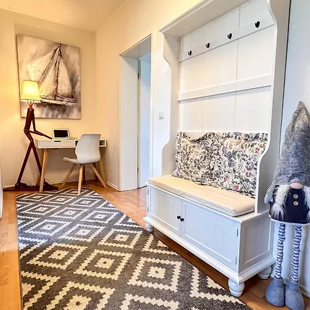 Apartamento N&n Altbau-apartments Naehe Schloss & Zentrum *