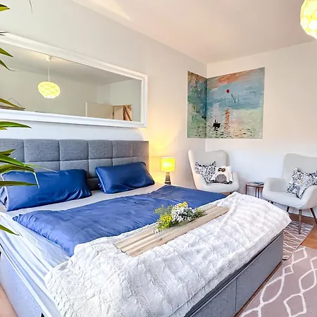 N&n Altbau-apartments Naehe Schloss & Zentrum * Schwerin (Mecklenburg-Vorpommern)