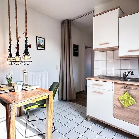N&n - Stadt & Schlossblick Mit Eigenem Garten Apartment Schwerin (Mecklenburg-Vorpommern)