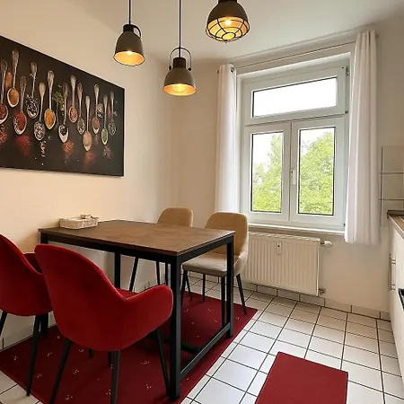 N&n Altbau-apartments Naehe Schloss & Zentrum Apartman *