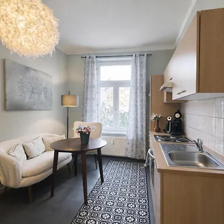 N&n Altbau-apartments Naehe Schloss & Zentrum Appartamento