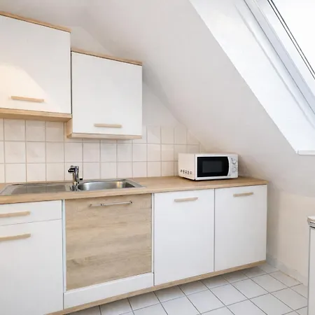 N&n Altbau-apartments Naehe Schloss & Zentrum * Schwerin
