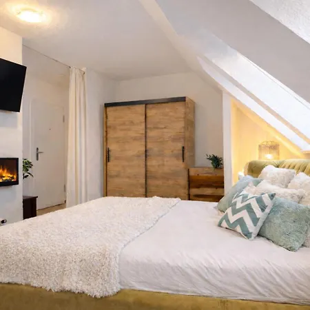 N&n Altbau-apartments Naehe Schloss & Zentrum *