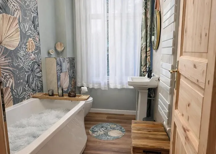 N&n Altbau-apartments Naehe Schloss & Zentrum * Schwerin (Mecklenburg-Vorpommern)